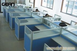 廈門(mén)辦公家具與商貿(mào)發(fā)展 專(zhuān)業(yè)屏風(fēng)定制助力現(xiàn)代化辦公環(huán)境